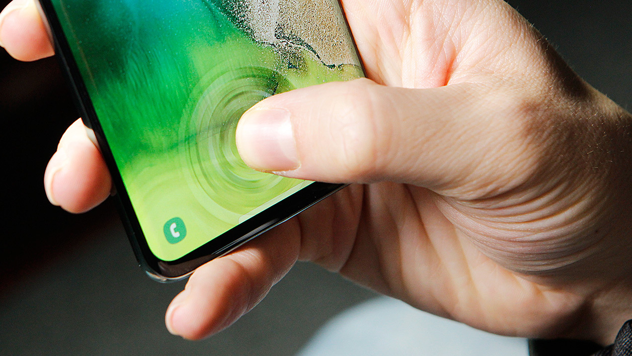 Qualcomm dévoile un capteur d'empreintes digitales géant … pour le prochain Galaxy et iPhone?