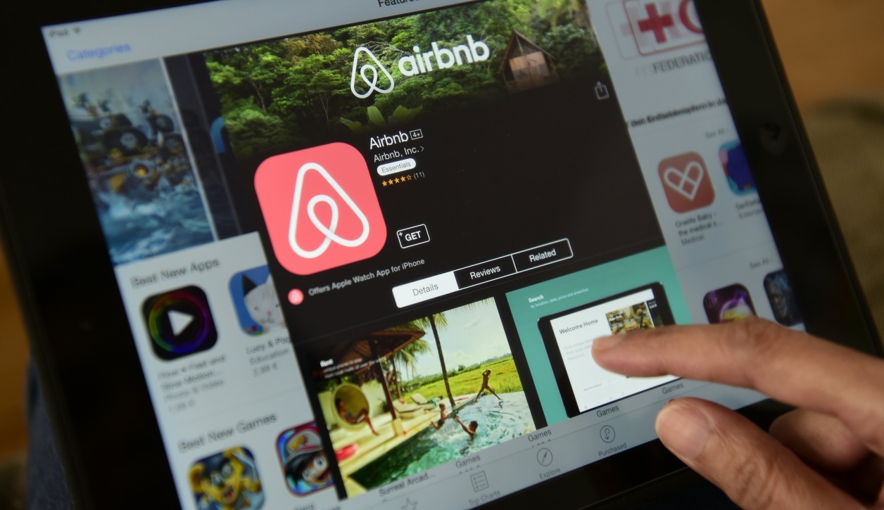 Airbnb expérimente des restrictions pour éviter les fêtes clandestines