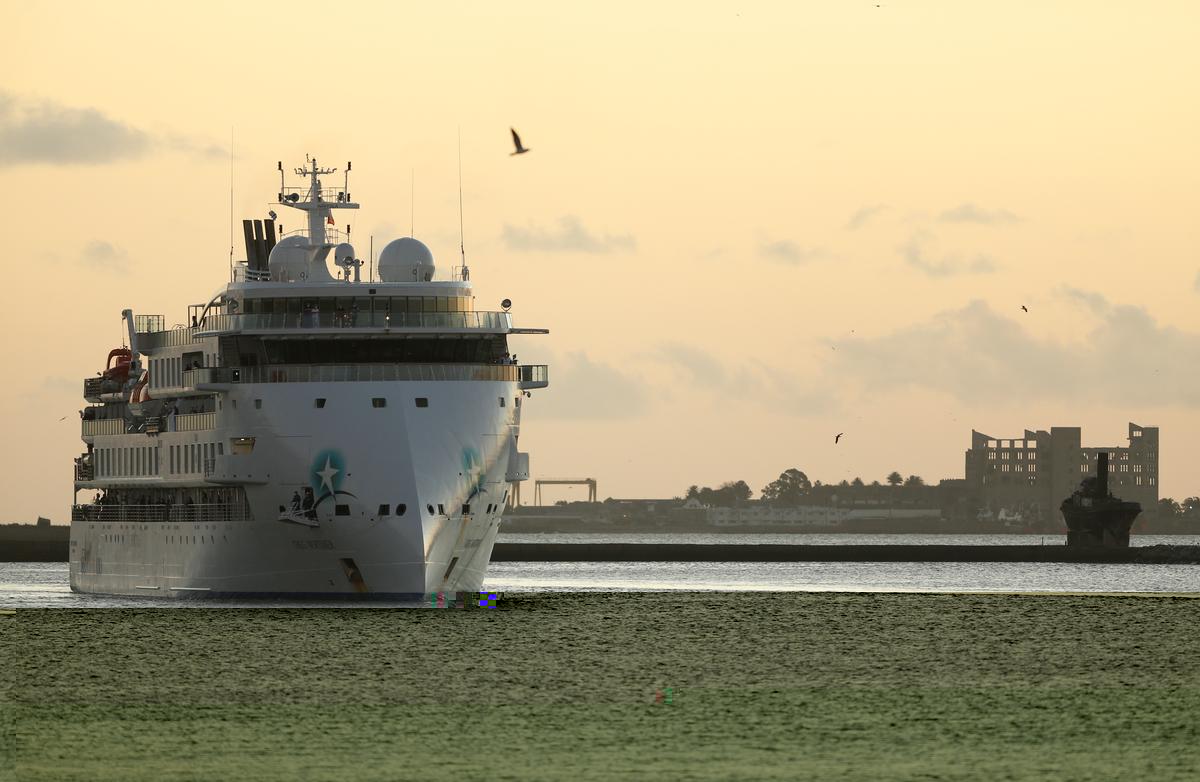 L’Uruguay transporte des Australiens et des Néo-Zélandais d’un bateau de croisière touché par le virus