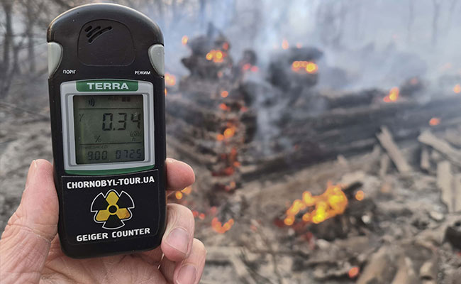Aucun feu ouvert dans la zone nucléaire de Tchernobyl après la pluie, déclare l’Ukraine