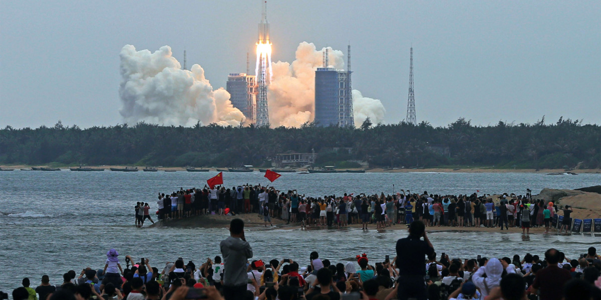 Une fusée chinoise retombe sur Terre – mais nous ne savons pas où elle va atterrir