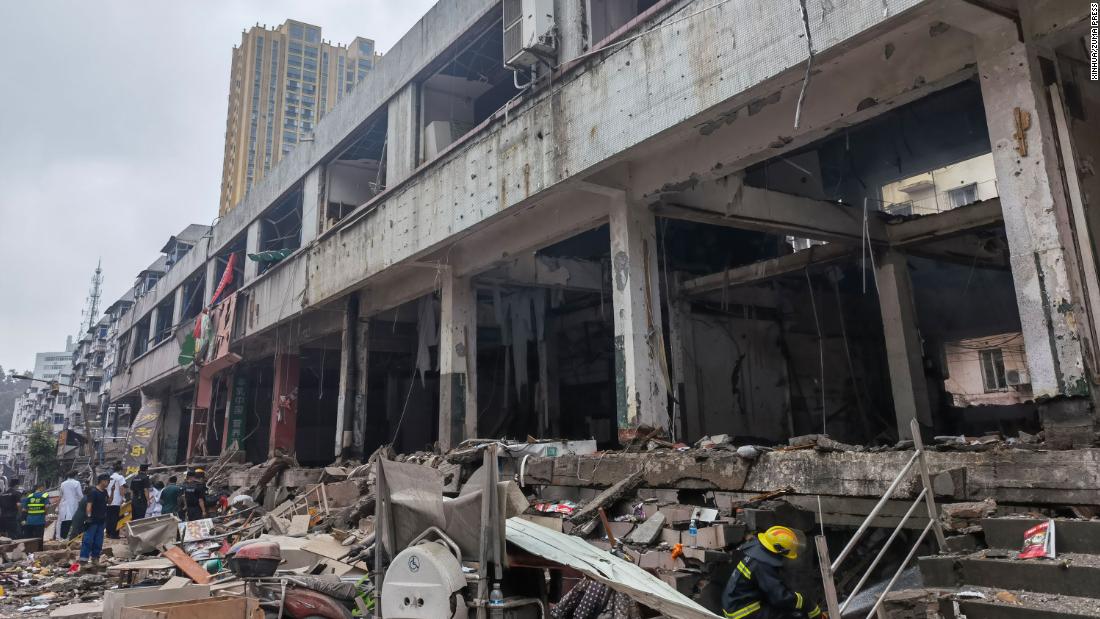 Au moins 12 morts dans une énorme explosion de gaz dans une ville du centre de la Chine