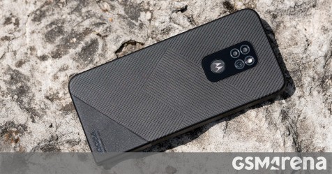 Motorola Defy (2021) en révision